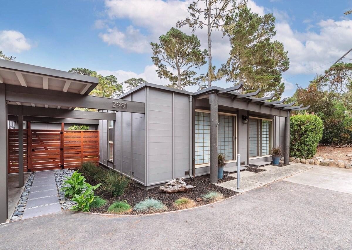 3830 The Caddy Shack – Near MPCC, Links at Spanish Bay, Separate Guest Suite
