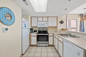 A fully stocked kitchen makes meal preparation a breeze.