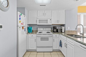 A fully stocked kitchen makes meal preparation a breeze.
