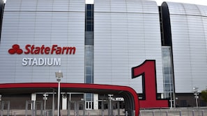 0.7 miles to State Farm Stadium, home of the AZ Cardinals, the Concacaf Gold Cup Quarter Finals, and many top artist concerts and venues throughout the year.