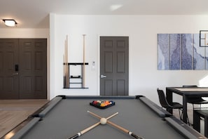 Spielezimmer