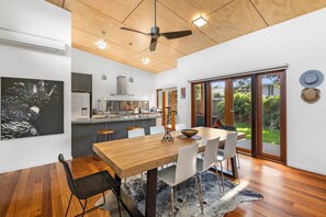 Dining/Kitchen