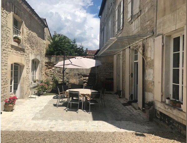 Restauration extérieure