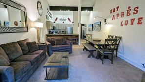 Beaver Creek West Condo N4 living room & kitchen