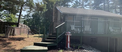 Steps leading up to cabin door