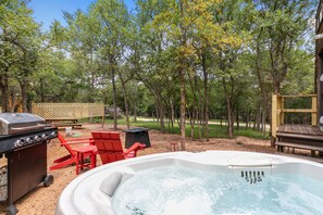 Hot tub for two.