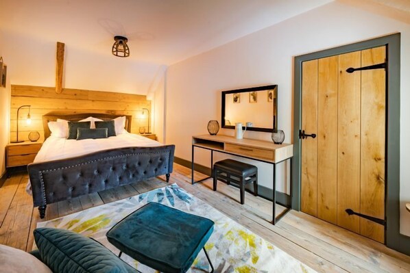 The Hideaway, Great Massingham: The bedroom has king-size bed