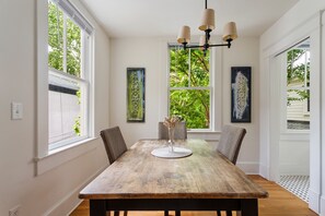 Rutledge Avenue Inn (Suite C)