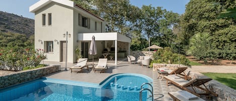 Brand-new Villa Nature - Private Heated Pool 