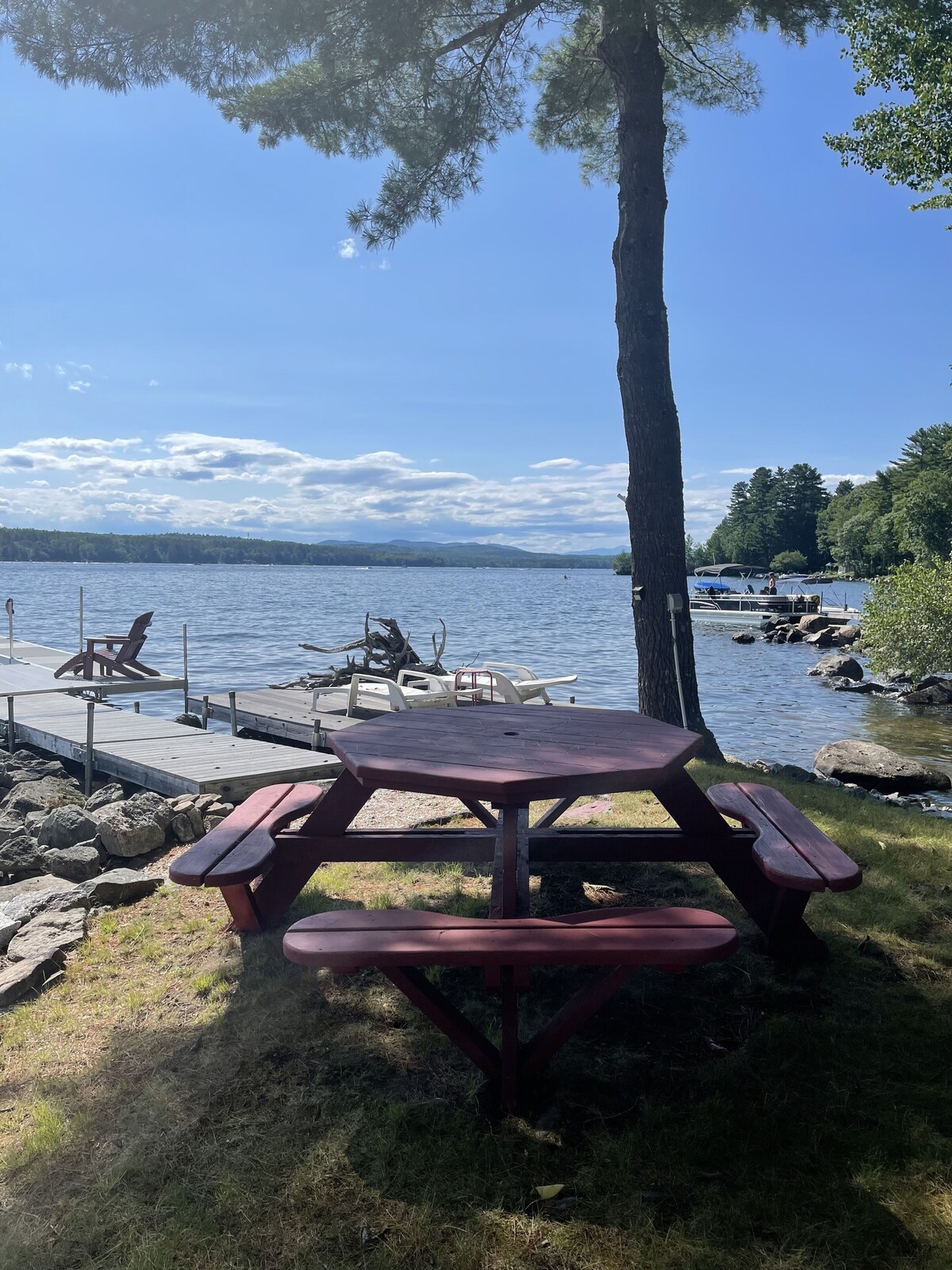 Spectacular Sunsets and Sandy Beach on Long Lake!