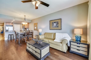 Gulf Front Living Area with Sleeper Sofa