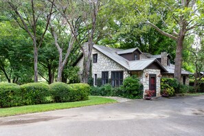 Iconic "Hunt" Style Rock home on the Guadalupe River