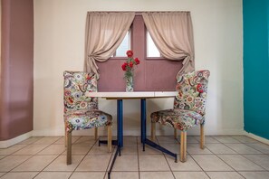 Bright dining table for 2.