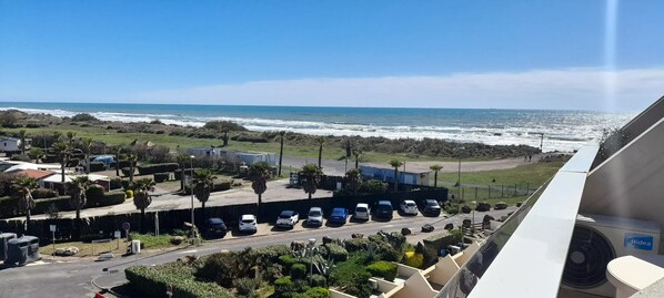 Beach/ocean view