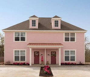 Patricia's Place. Left Side. Centrally located in Lake Charles.