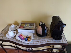 Kaffee und/oder Kaffeemaschine