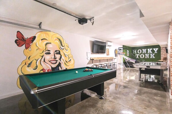 Game room