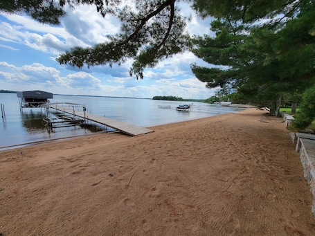100' Private Sandy Beach