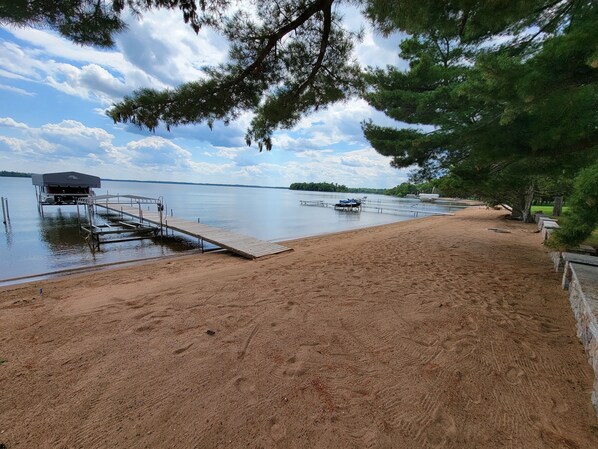 100' Private Sandy Beach