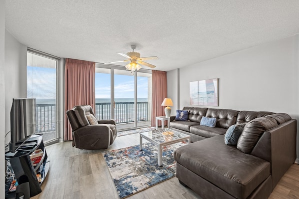 Welcome to Asworth 503 located on the oceanfront! Check out the fabulous views.