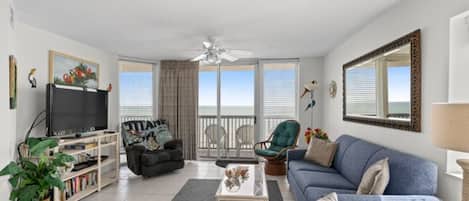 Welcome to Ashworth 1101! Spacious 4 bedroom unit with spectacular ocean views!