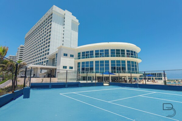 Tennisplatz