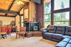 Living Room | Wood-Burning Stove