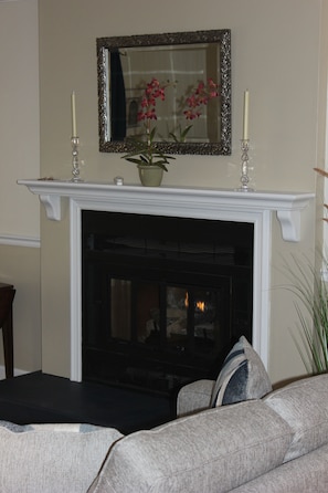 Gas fireplace for the few cold nights in Pinehurst