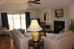 Living room view to gas fireplace