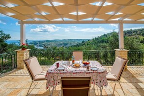 Exclusive Al Fresco Dining with amazing views