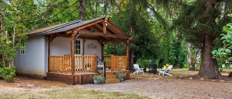 Super cute and private glamp-cabin!  -Julie