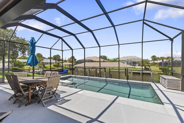 Welcome to Sandfiddler Waterfront Pool Home In Palm Coast