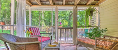 Union Mills Vacation Rental | 2BR | 1BA | 684 Sq Ft | Single-Story Cottage
