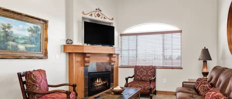 Living Room with cozy fireplace