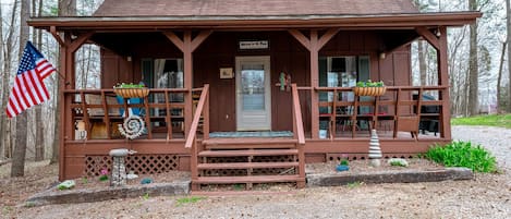 Whispering Pines at French Lick Cabins