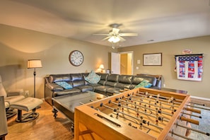 Living Room | Free WiFi