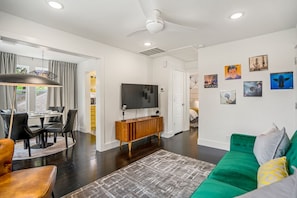 A style of design ranging from the 1930s through the mid-1960s
