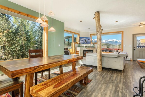 Amazing Views Of The Rocky Mountains Right From Your Townhome