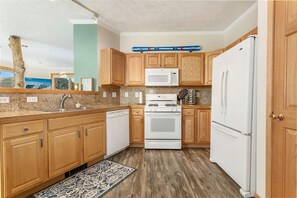 Spacious Kitchen