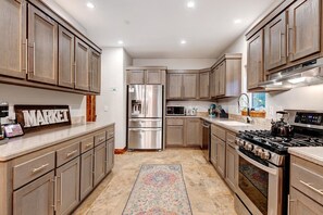 Huge fully equipped chefs kitchen