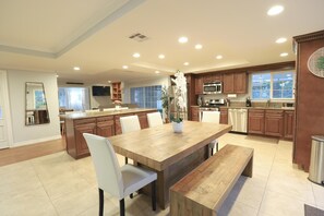 Kitchen and dining area.