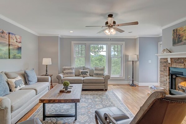 Living Room--- Modern, Inviting, and Cozy