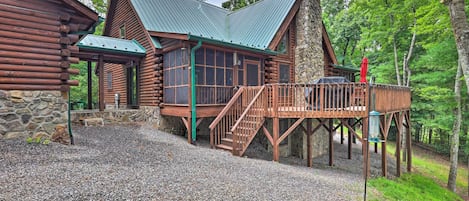 Purlear Vacation Rental Cabin | 4BR | 3.5BA | 2 Stories | 2,400 Sq Ft