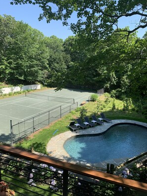 Sport court