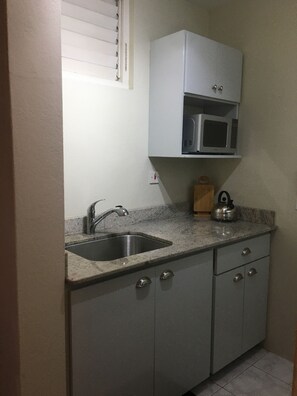Granite countertop kitchen 
