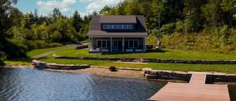 A Massive 200 feet of private waterfront 