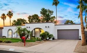Front approach to home 