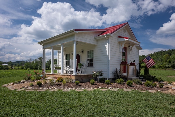River Rose Cottage