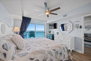 Imagine waking up to this incredible view every morning!