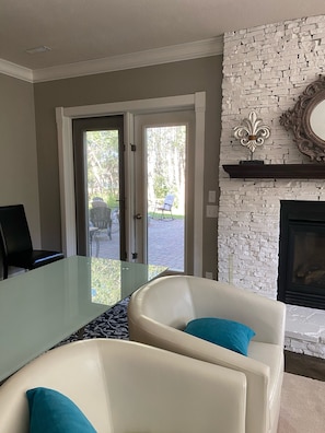 This space can be arranged to accommodate up to 10 for seated dining!